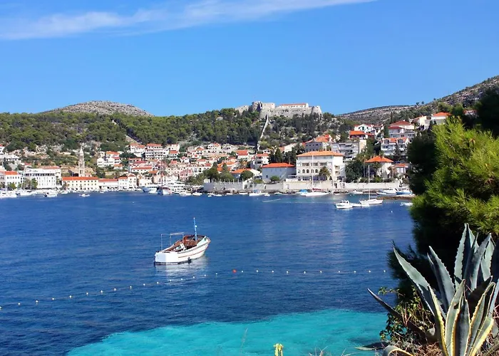 Hvar 15706c * Hvar Town